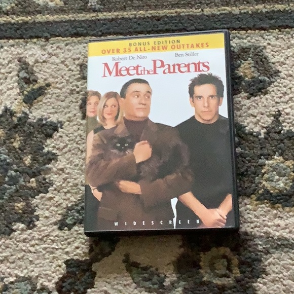Universal Other - meet the parents DvD wide screen option in excellent condition PG-13